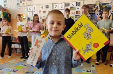 Prvňáčci a jejich první vysvědčení