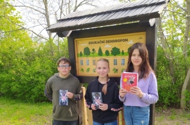 ŽIVÁ ŠKOLNÍ ZAHRADA - Čtenářská dílna