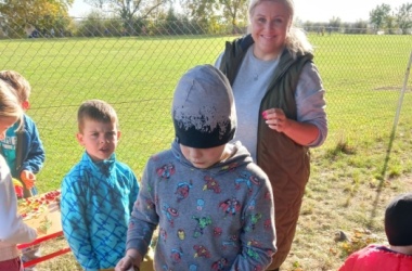 ŽIVÁ ŠKOLNÍ ZAHRADA - Družinové podzimní dílničky