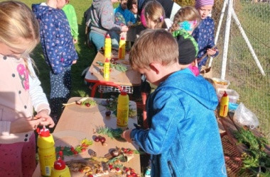 ŽIVÁ ŠKOLNÍ ZAHRADA - Družinové podzimní dílničky