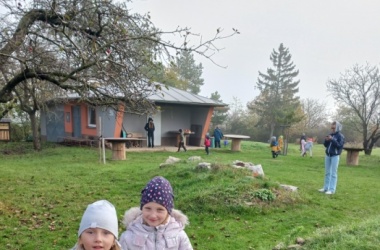 ŽIVÁ ŠKOLNÍ ZAHRADA - Návštěva dětí z MŠ Šikulka